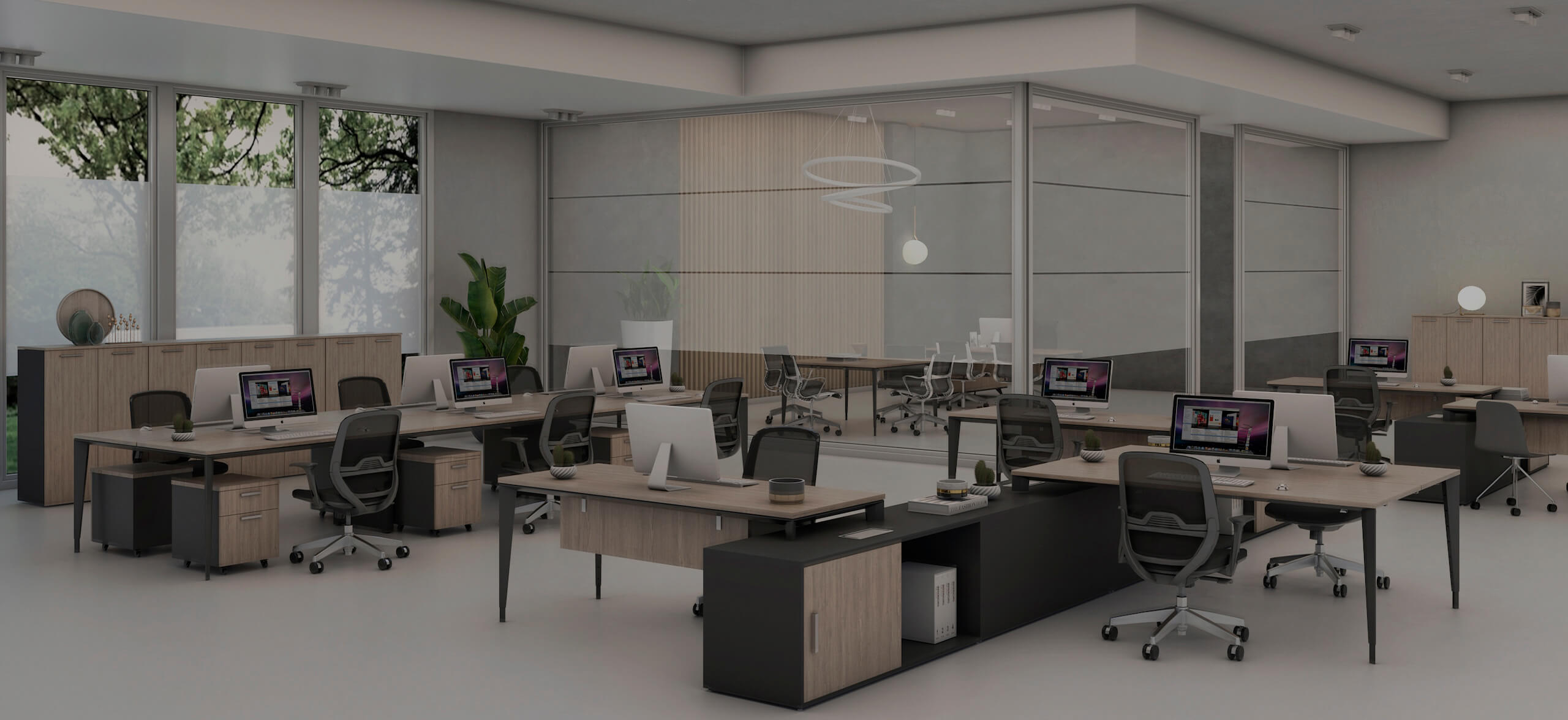 Serie Prisma - Escritorios y mesas de oficina Oficina con escritorios y mesas modernas en chile.